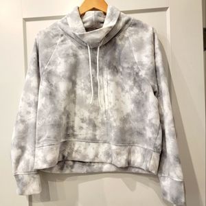 Grey camo fleece cropped hoodie
